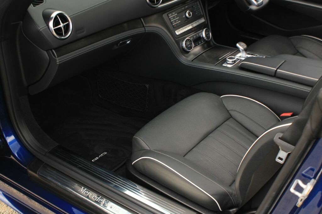 Mercedes-Benz SL Class Sl 400 Amg Line Premium White #36