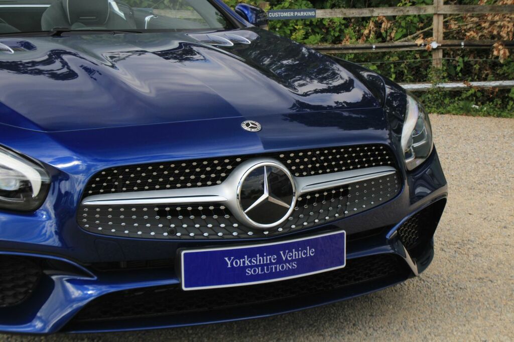 Mercedes-Benz SL Class Sl 400 Amg Line Premium White #44