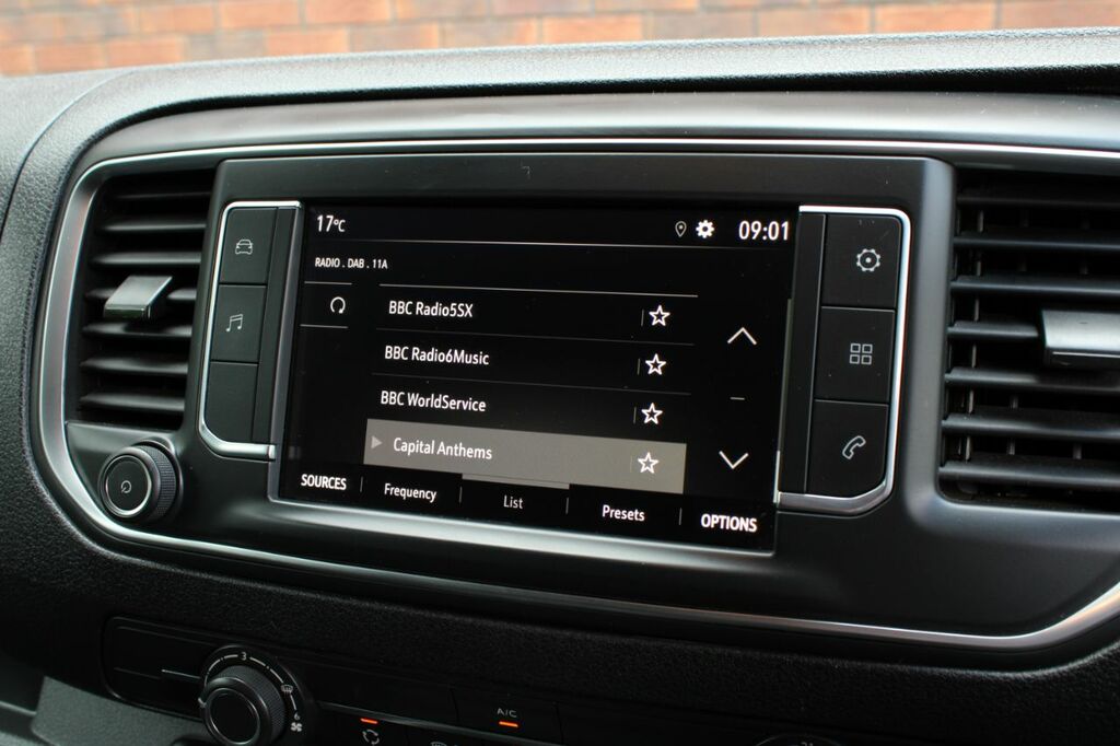 Vauxhall Vivaro 50Kwh Ultimate Lwb 8 Seat, 7.4Kw Charger Black #20