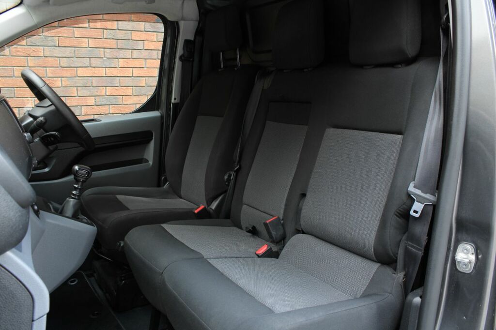 Vauxhall Vivaro 50Kwh Ultimate Lwb 8 Seat, 7.4Kw Charger Black #15
