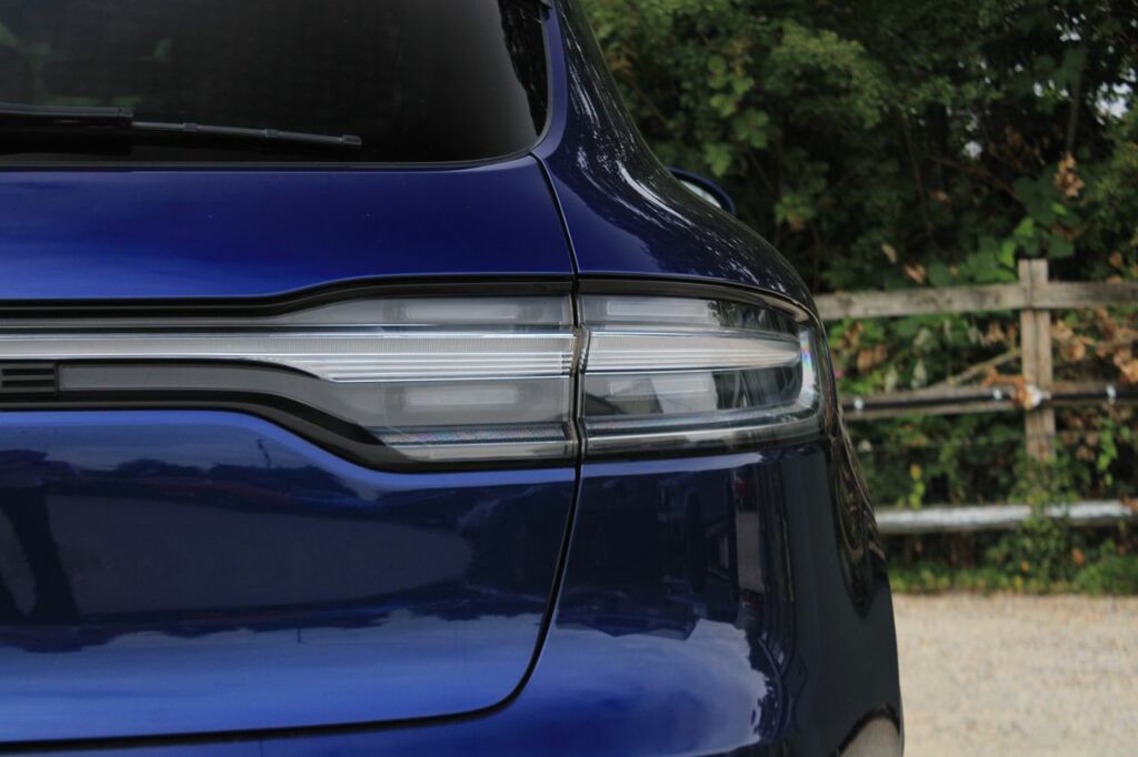Porsche Macan T Pdk #32