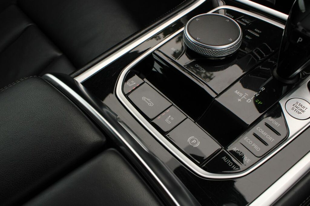 BMW 8 Series Black #26