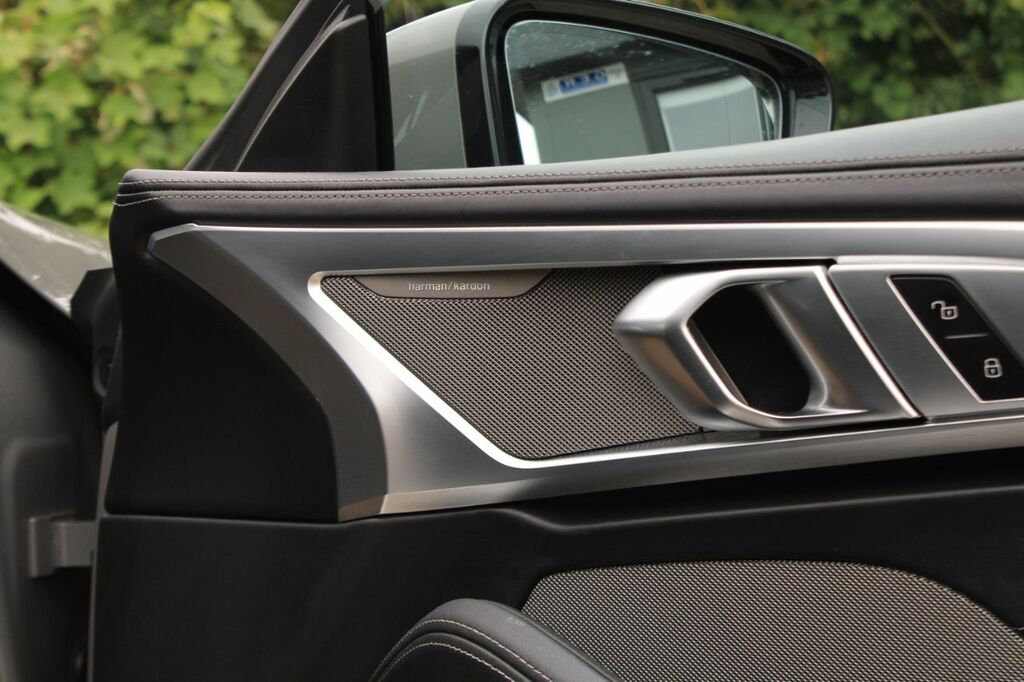 BMW 8 Series Black #35