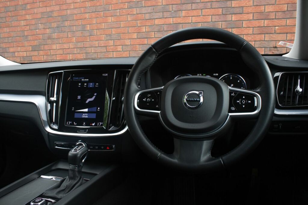 Volvo V60 Cross Country D4 Awd Grey #8