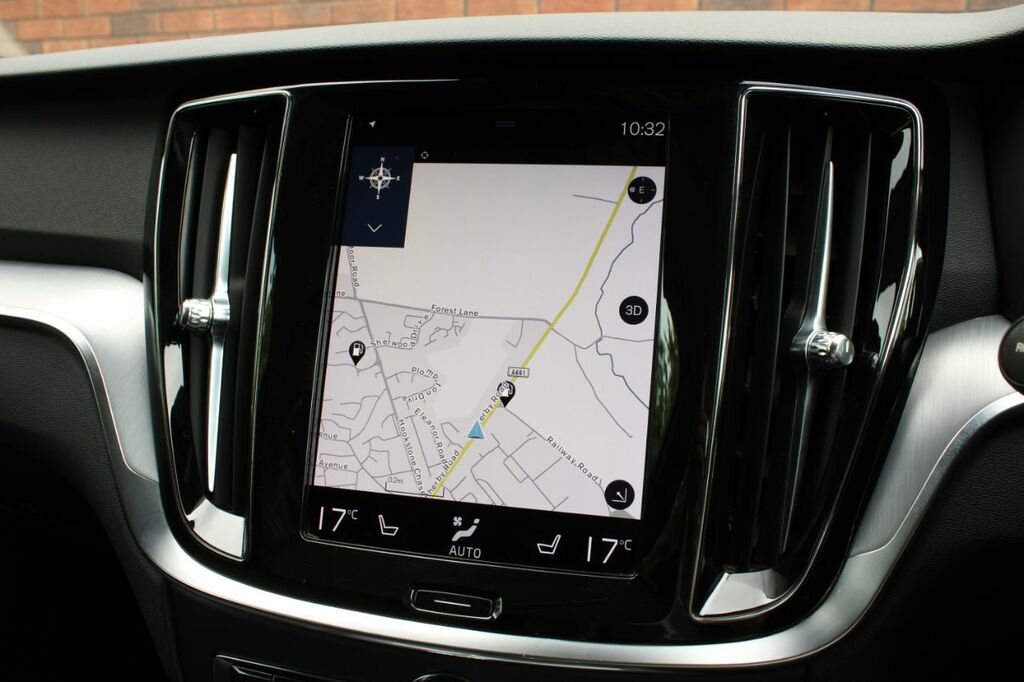 Volvo V60 Cross Country D4 Awd Grey #22