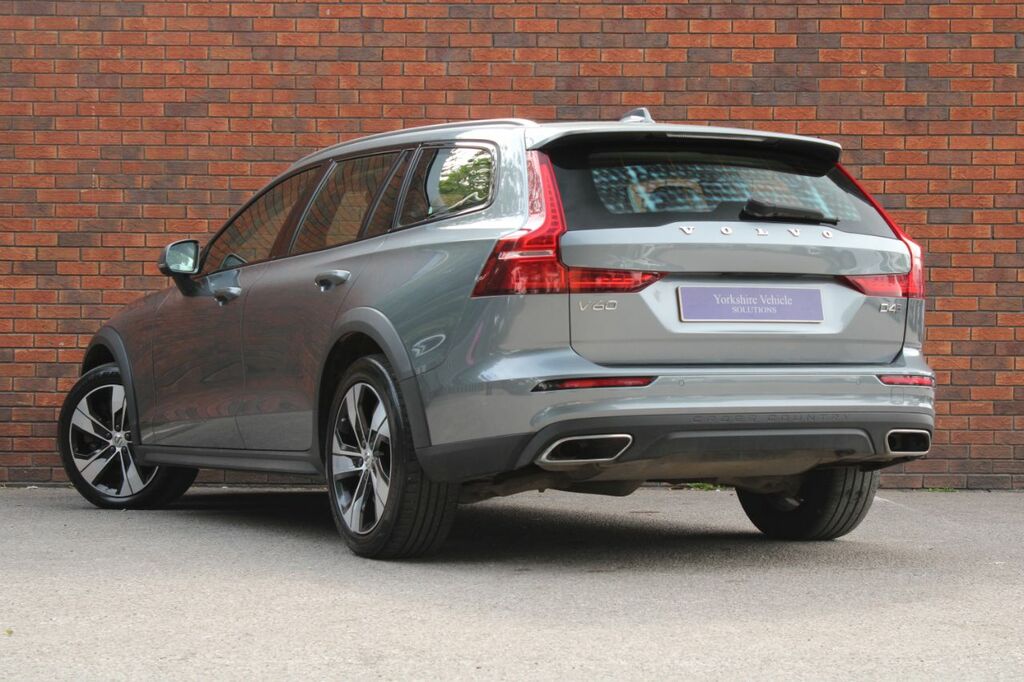 Volvo V60 Cross Country 2.0 D4 Plus Awd Euro 6 Ss - 2019 19 Grey #3