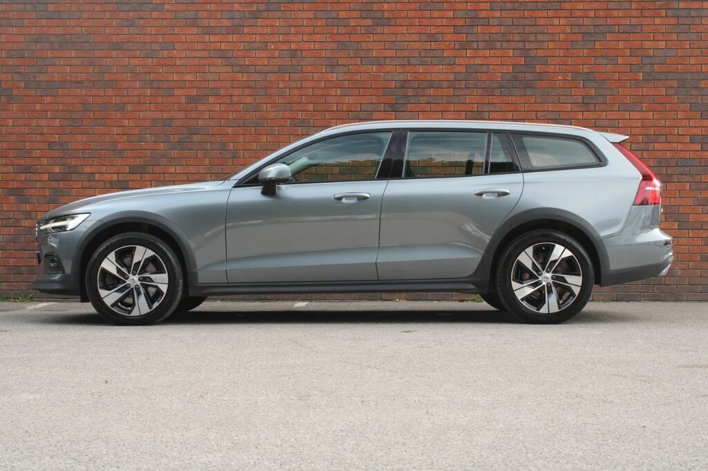 Volvo V60 Cross Country D4 Awd Grey #13
