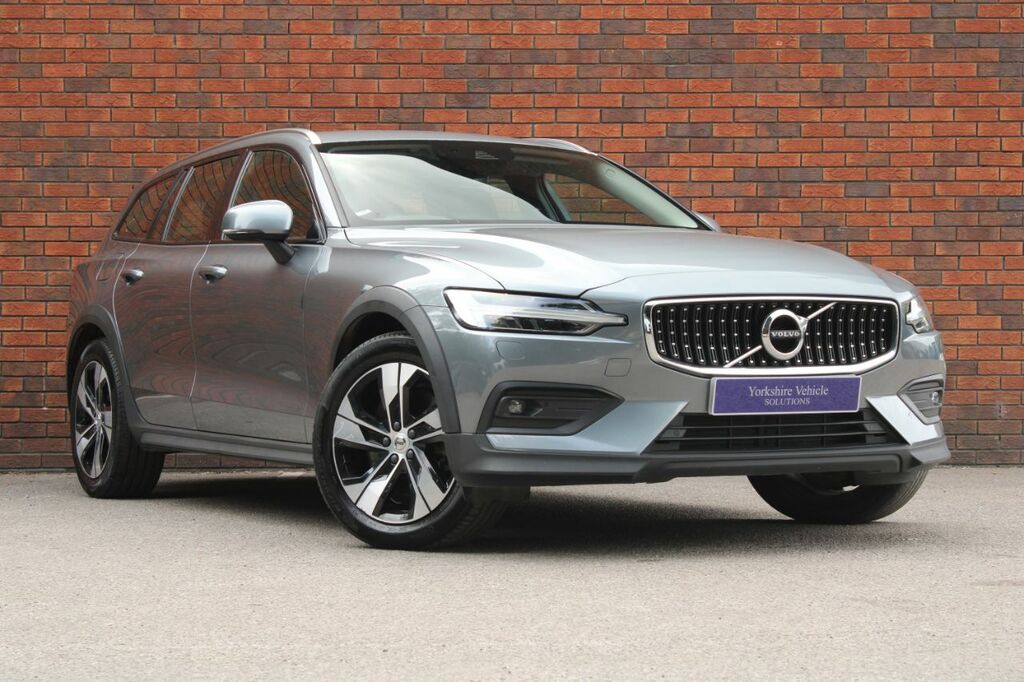 Volvo V60 Cross Country 2.0 D4 Plus Awd Euro 6 Ss - 2019 19 Grey