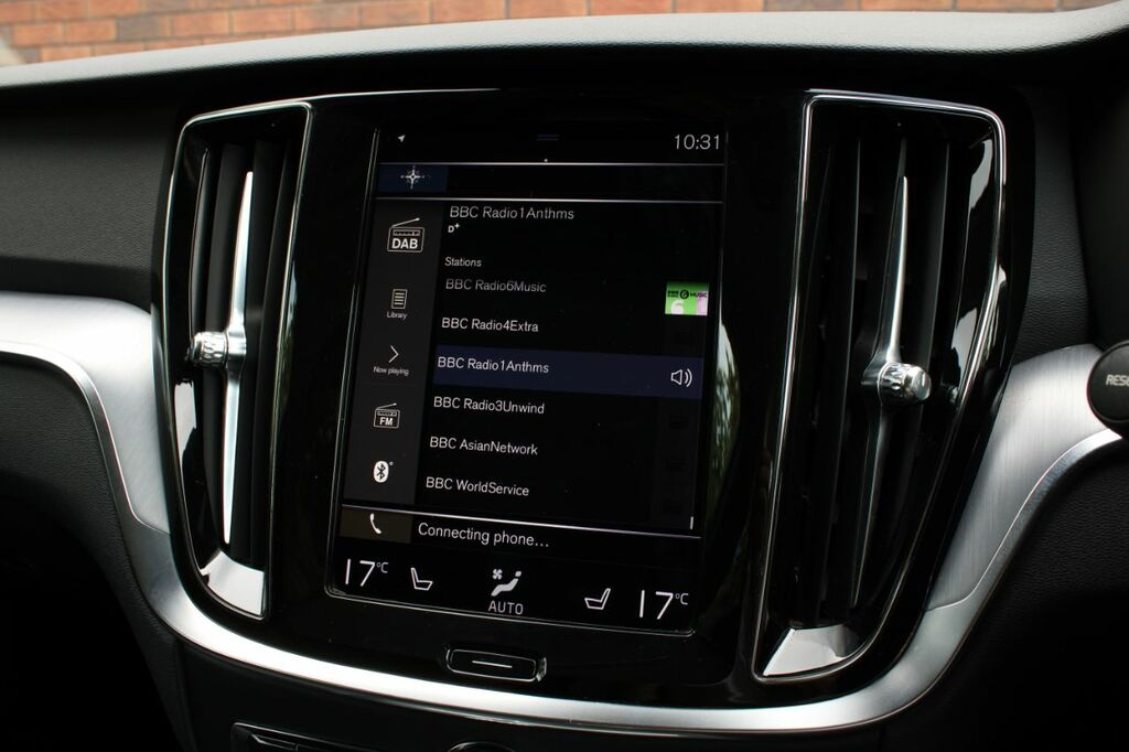 Volvo V60 Cross Country D4 Awd Grey #24