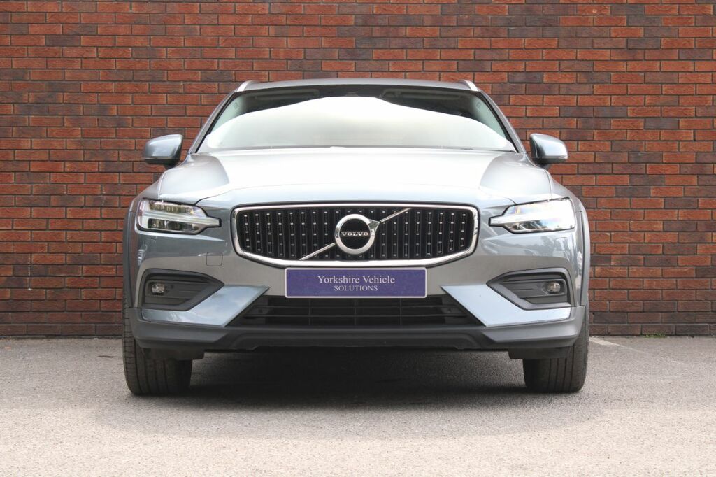 Volvo V60 Cross Country D4 Awd Grey #34