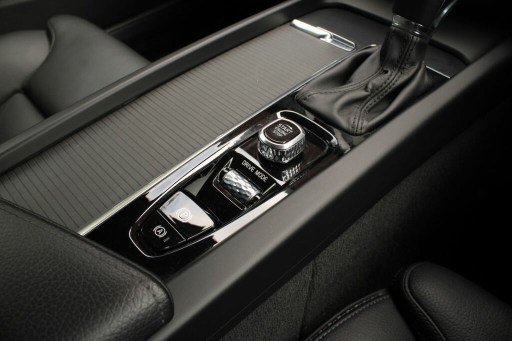 Volvo V60 Cross Country D4 Awd Grey #30