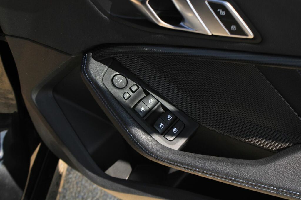 BMW 1 Series M135i Xdrive Step Black #32