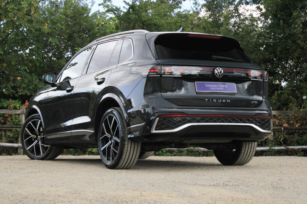 Volkswagen Tiguan 1.5 Etsi Mhev R-line Dsg Euro 6 Ss Grey #3