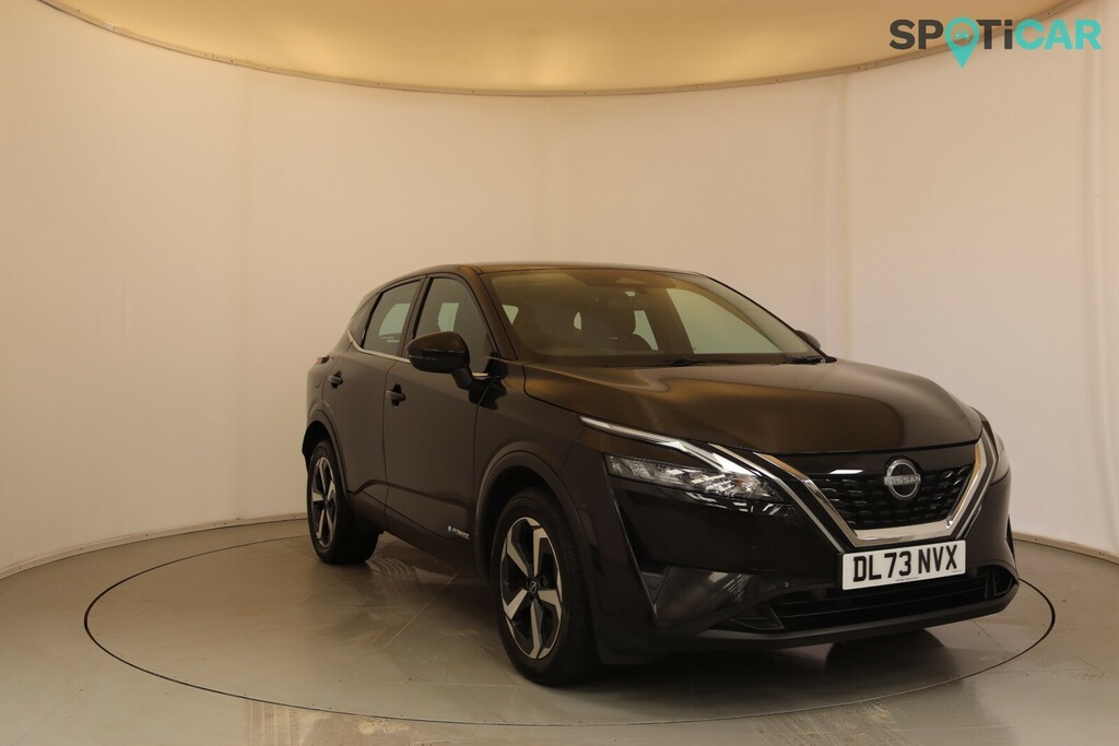 Nissan Qashqai 1.5 E-power Acenta Premium Black