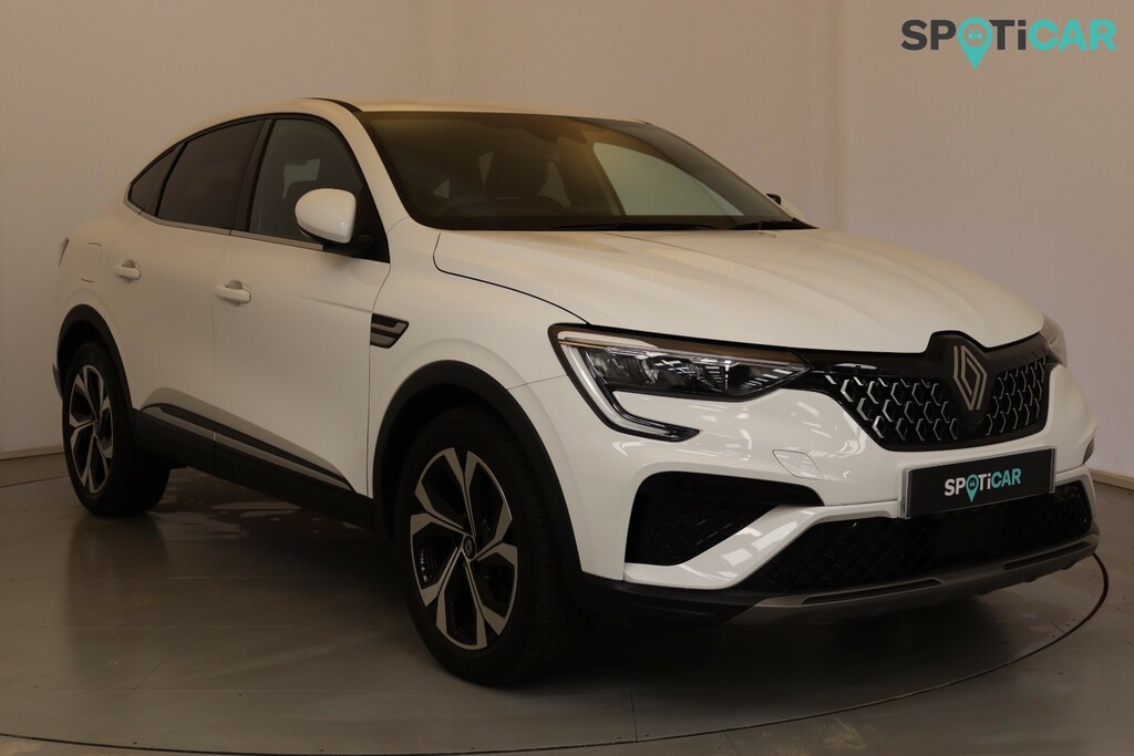 Renault Arkana 1.6 E-tech Fhev 145 Techno White