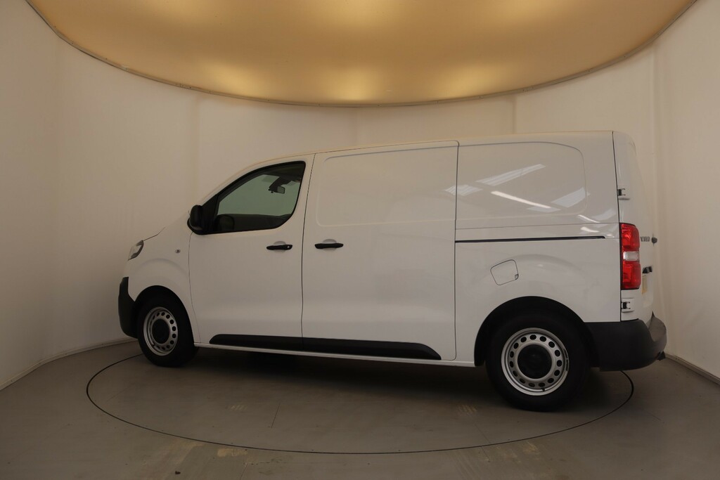 Vauxhall Vivaro 2700 1.5D 100Ps Dynamic H1 Van KP71UNL White #6