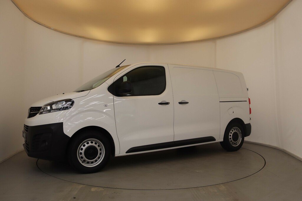 Vauxhall Vivaro 2700 1.5D 100Ps Dynamic H1 Van KP71UNL White #4