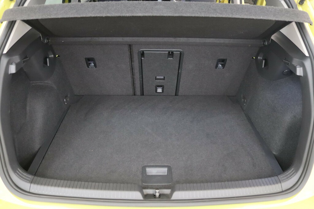 Volkswagen Golf 8 Style 1.5 Etsi 150Ps 7-Speed Dsg Black #29