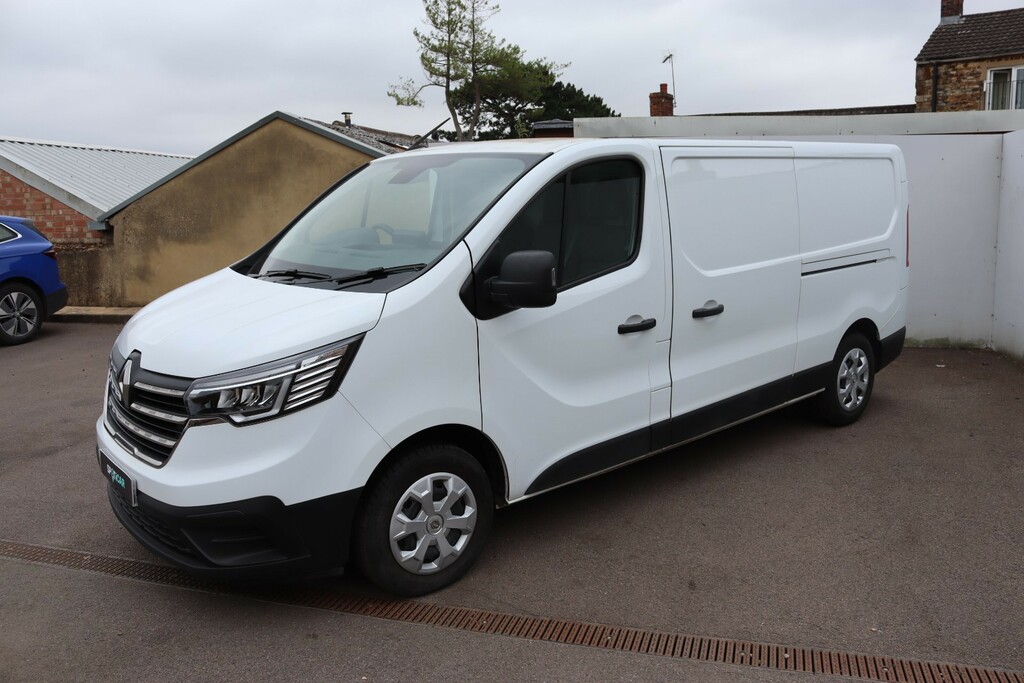 Renault Trafic Ll30 Blue Dci 130 Advance Van White #4