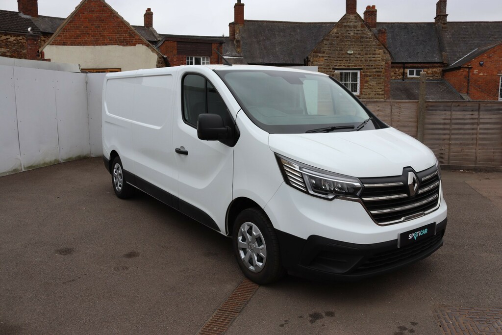 Renault Trafic Ll30 Blue Dci 130 Advance Van White