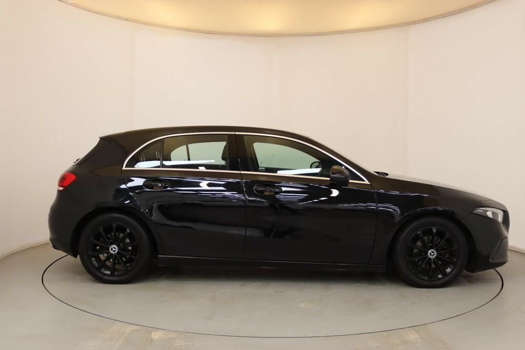 Mercedes-Benz A Class A 180 D Amg Line White #10