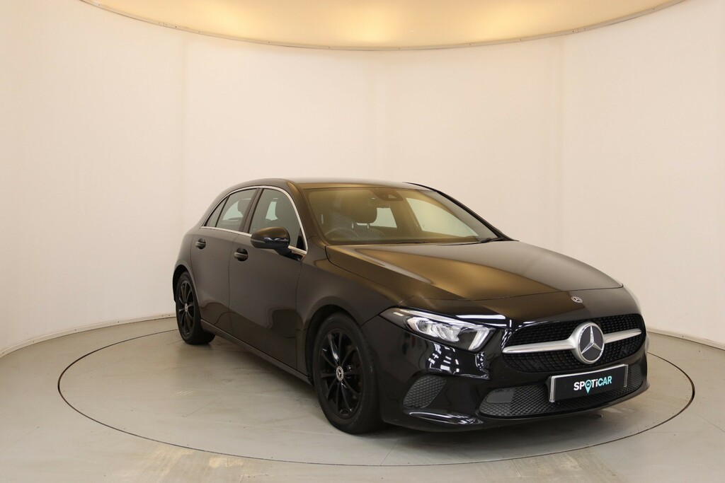 Mercedes-Benz A Class A 180 D Amg Line White #1