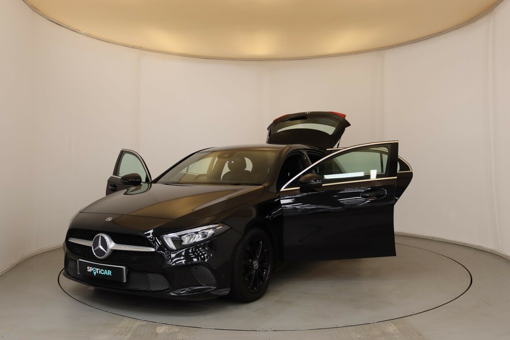 Mercedes-Benz A Class A 180 D Amg Line White #14