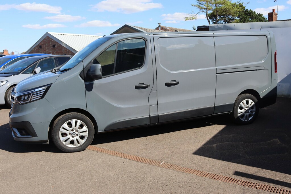 Renault Trafic Ll30 Blue Dci 130 Advance Van ET23OLC Grey #5