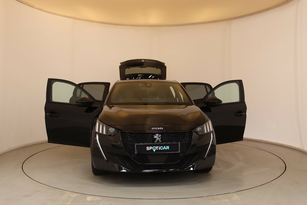 Peugeot e-208 Gt Black #13