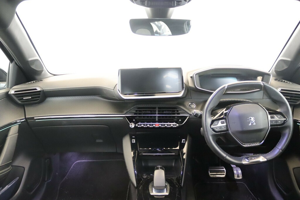 Peugeot e-208 Gt Black #26