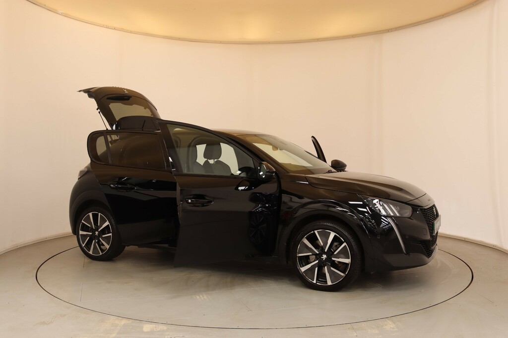 Peugeot e-208 Gt Black #24