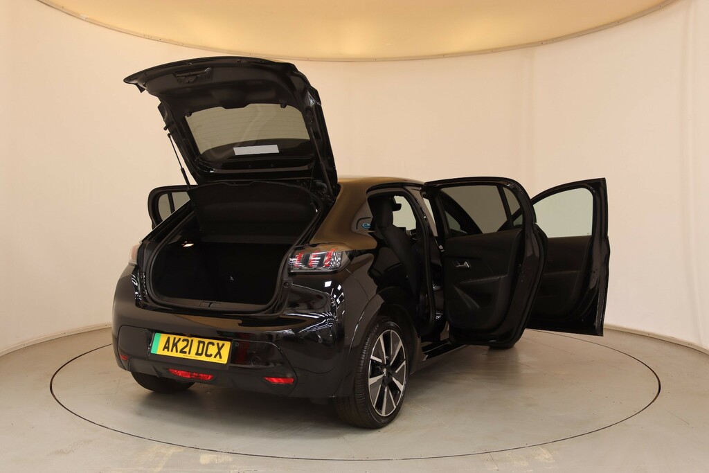 Peugeot e-208 Gt Black #21