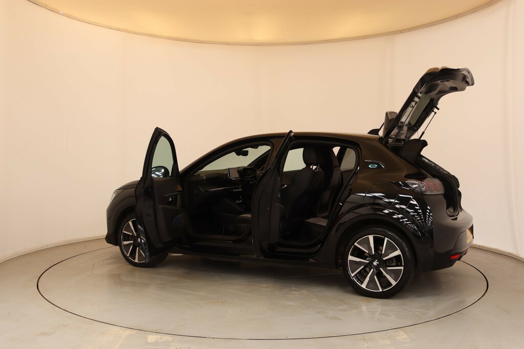 Peugeot e-208 Gt Black #18