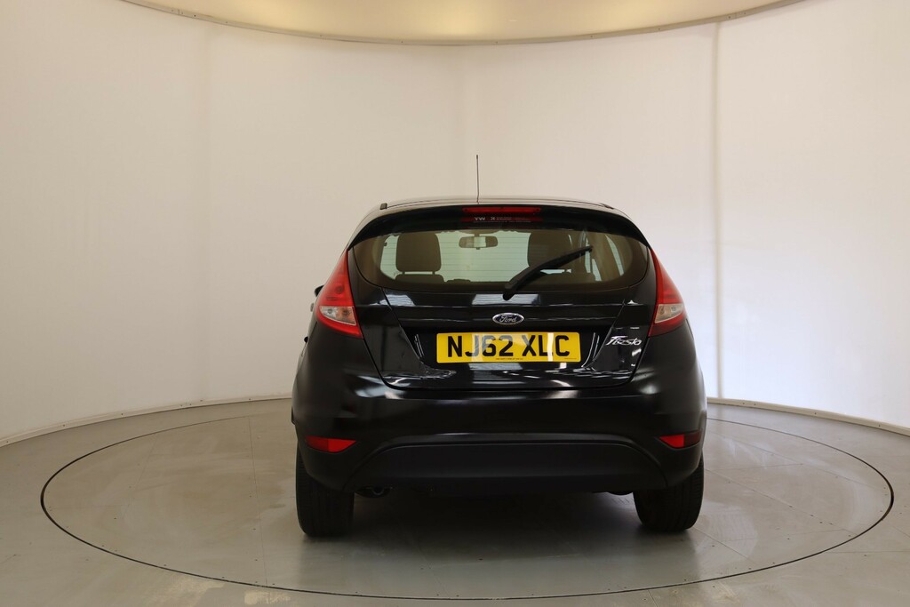 Ford Fiesta Zetec White #8