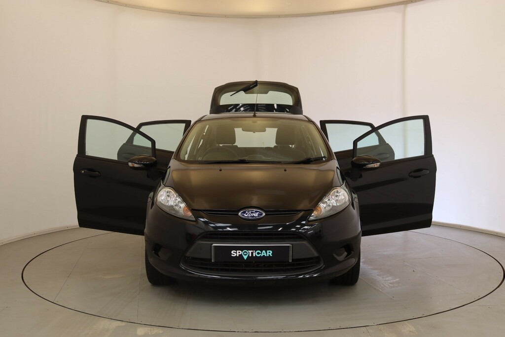 Ford Fiesta Zetec White #14
