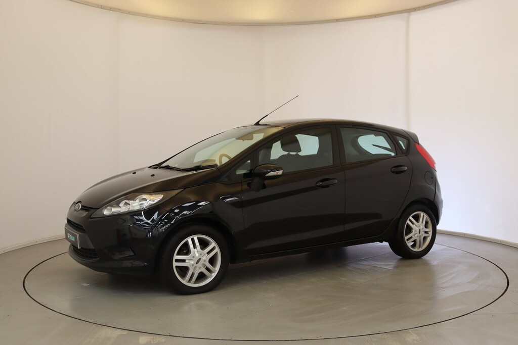 Ford Fiesta Zetec White #4
