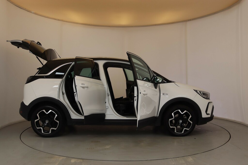 Vauxhall Crossland Ultimate White #24