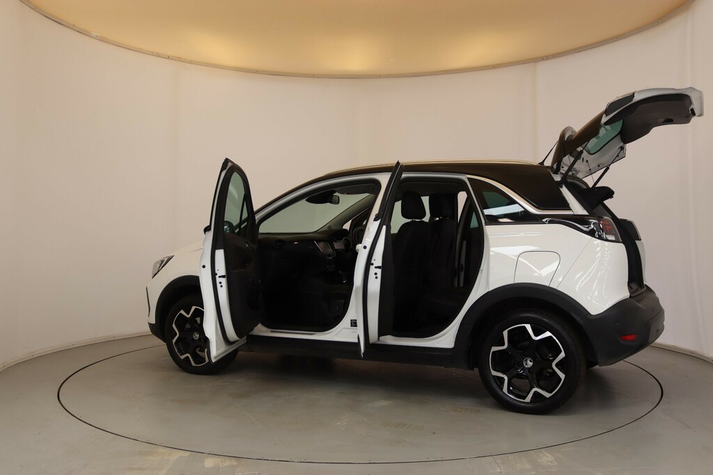 Vauxhall Crossland Ultimate White #19