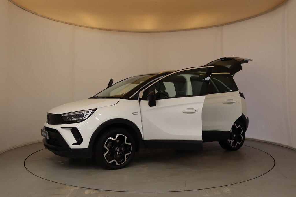 Vauxhall Crossland Ultimate White #17