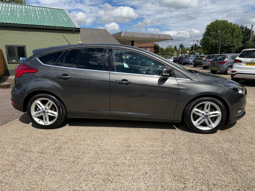 Ford Focus 1.5 Ecoboost Titanium CA18DHN Grey #2