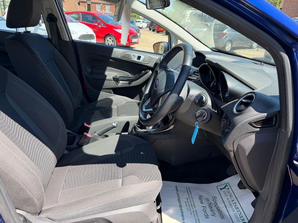 Ford Fiesta 1.0 Ecoboost Zetec YL66XEC Blue #5