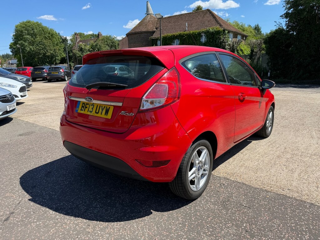 Ford Fiesta 1.25 82 Zetec Red #6