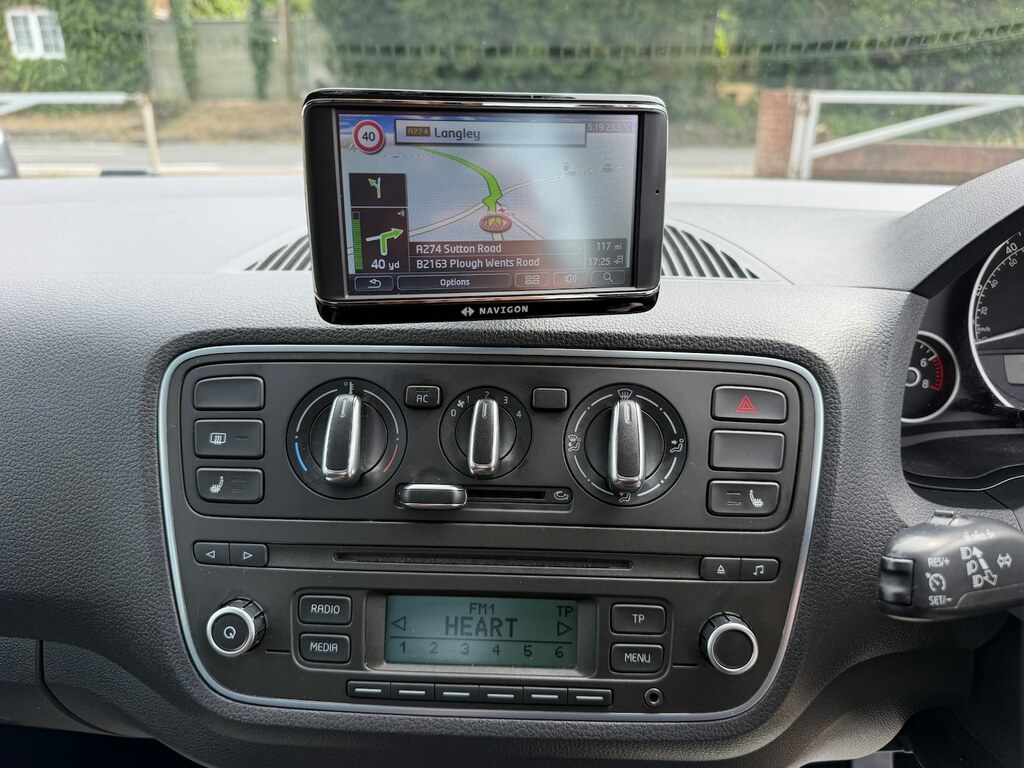 Skoda Citigo 1.0 Mpi 75 Elegance Asg Beige #4
