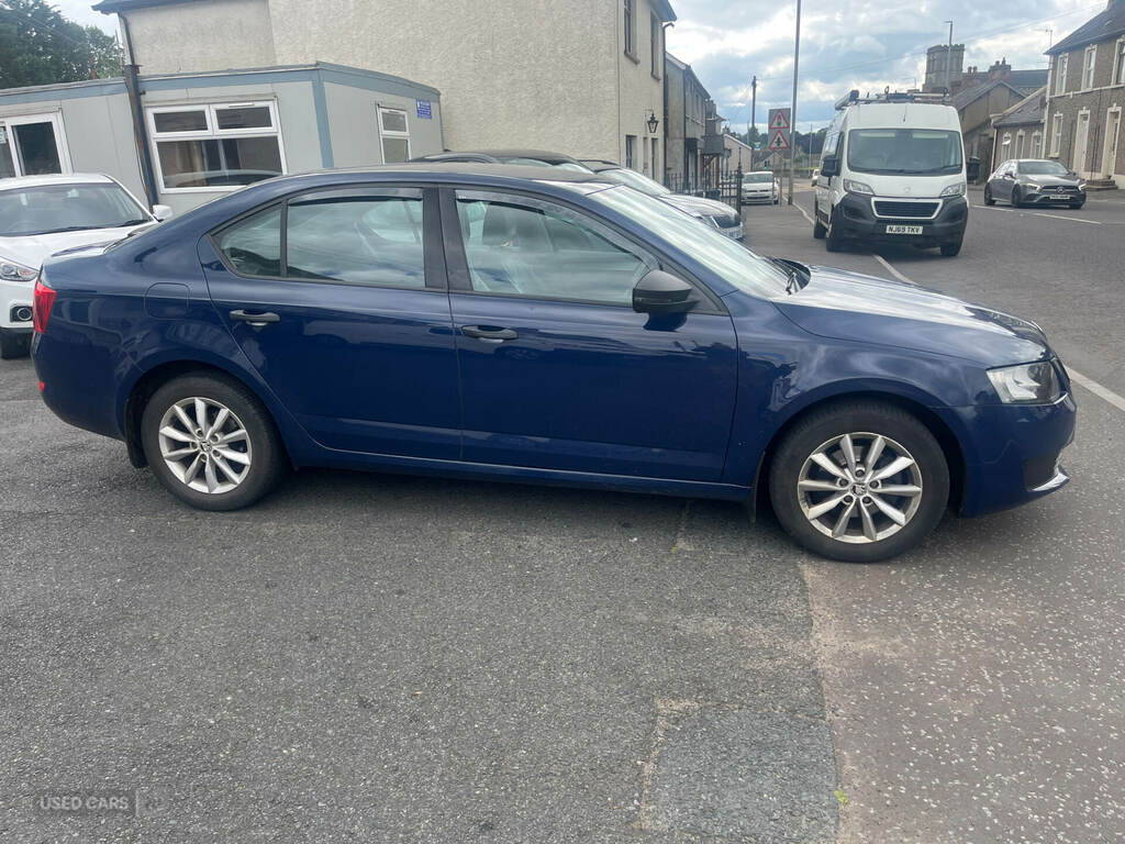 Skoda Octavia 1.6 Tdi Cr S Dsg RFZ4449 Blue #3