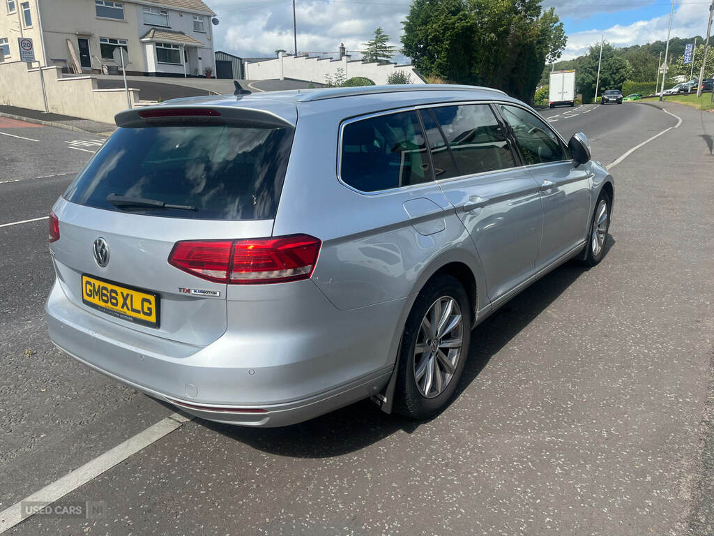 Volkswagen Passat 1.6 Tdi Se Business Silver #3