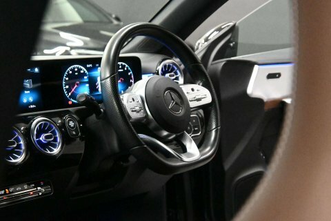 Mercedes-Benz CLA Class 1.3 Cla 200 LR70OSF Black #3