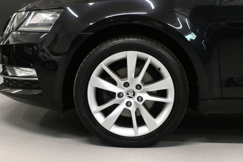 Skoda Octavia Grey #22