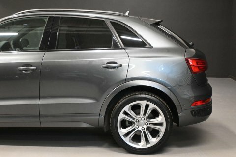 Audi Q3 2.0 Tdi Black Edition Red #19