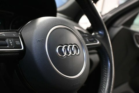 Audi Q3 2.0 Tdi Black Edition Red #22