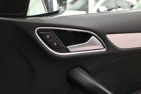 Audi Q3 2.0 Tdi Black Edition Red #42